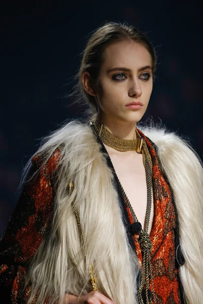 Look 67